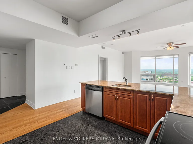 234 Rideau St #2603 — Photo 16