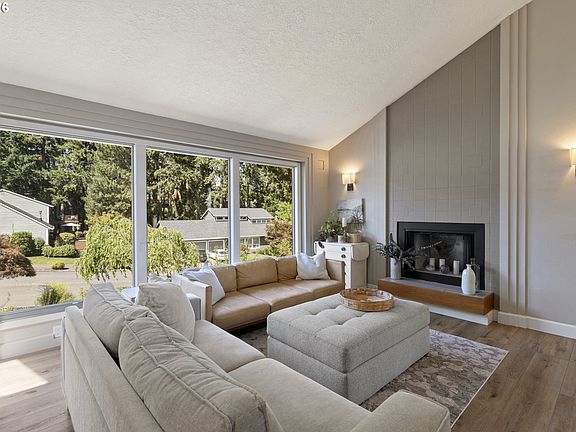 5th image of 2910 Carriage Way