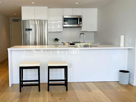 Kitchen features spacious counter space, Bosch appliances and a great view of the Kaka'ko landscape