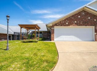 1817 Flagstone Dr, Longview, TX 75605