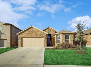 9113 Pearfield Rd, Fort Worth, TX 76179