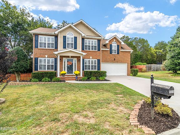 2nd image of 5511 Morning Breeze Ln