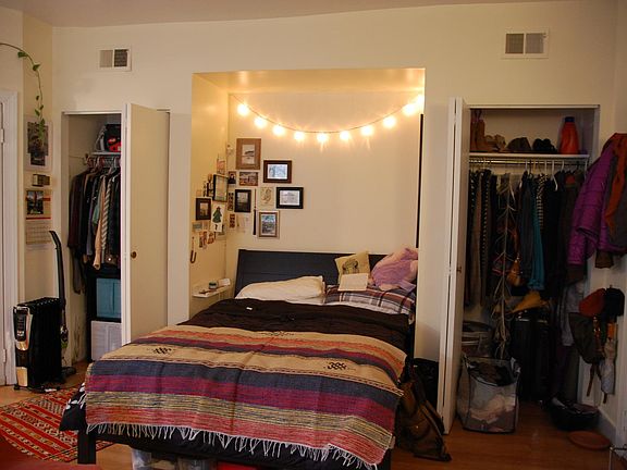 2nd image of 913 Pine St APT 201