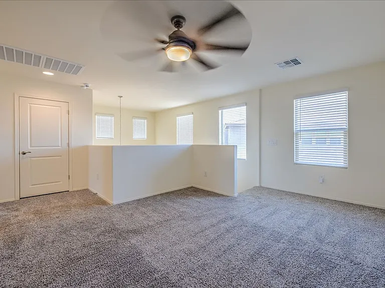 11328 S Weismann Dr — Photo 24