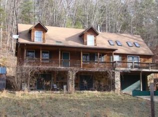 4340 Hidden Springs Ln, Hiwassee, VA 24347
