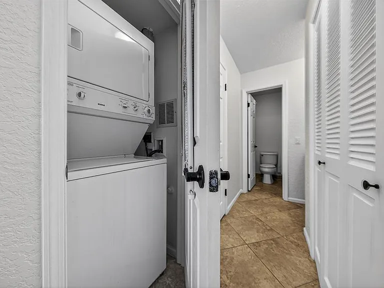 6457 Bay Club Dr #4 — Photo 3