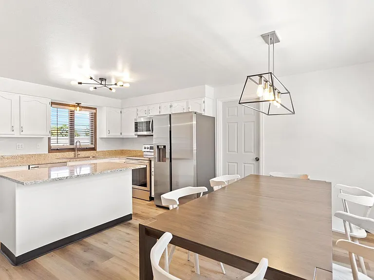 2185 Upham St — Photo 11