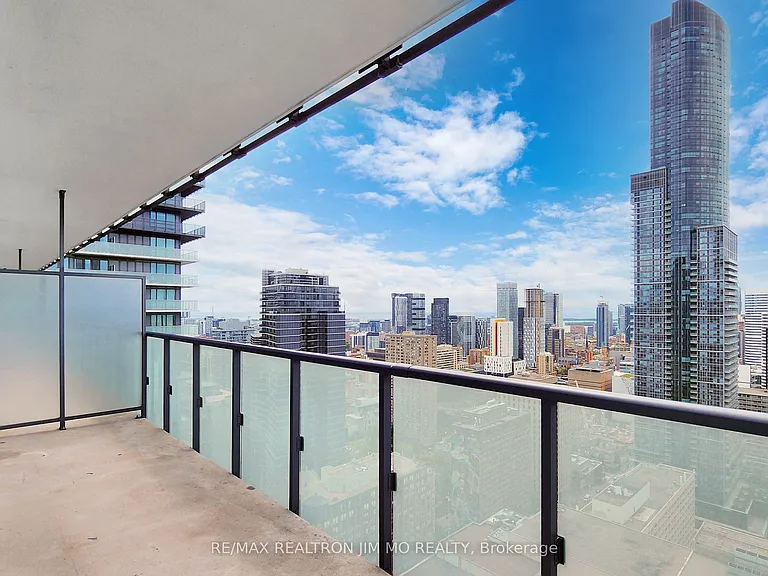 15 Grenville St #3503 — Photo 34