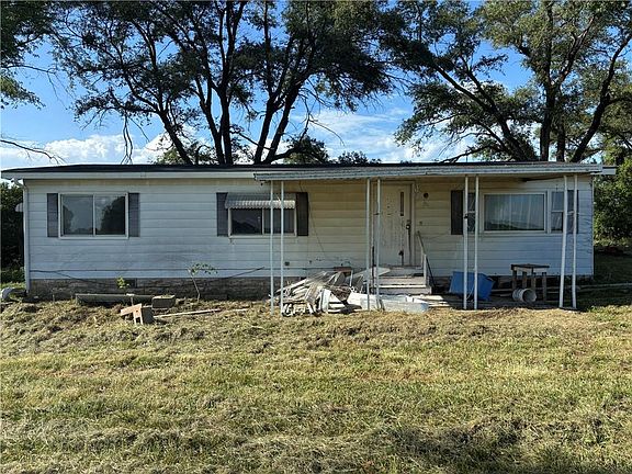 3rd image of 35034 W 223rd St