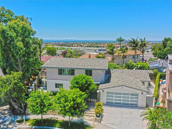 4th image of 2091 Balmoral Pl