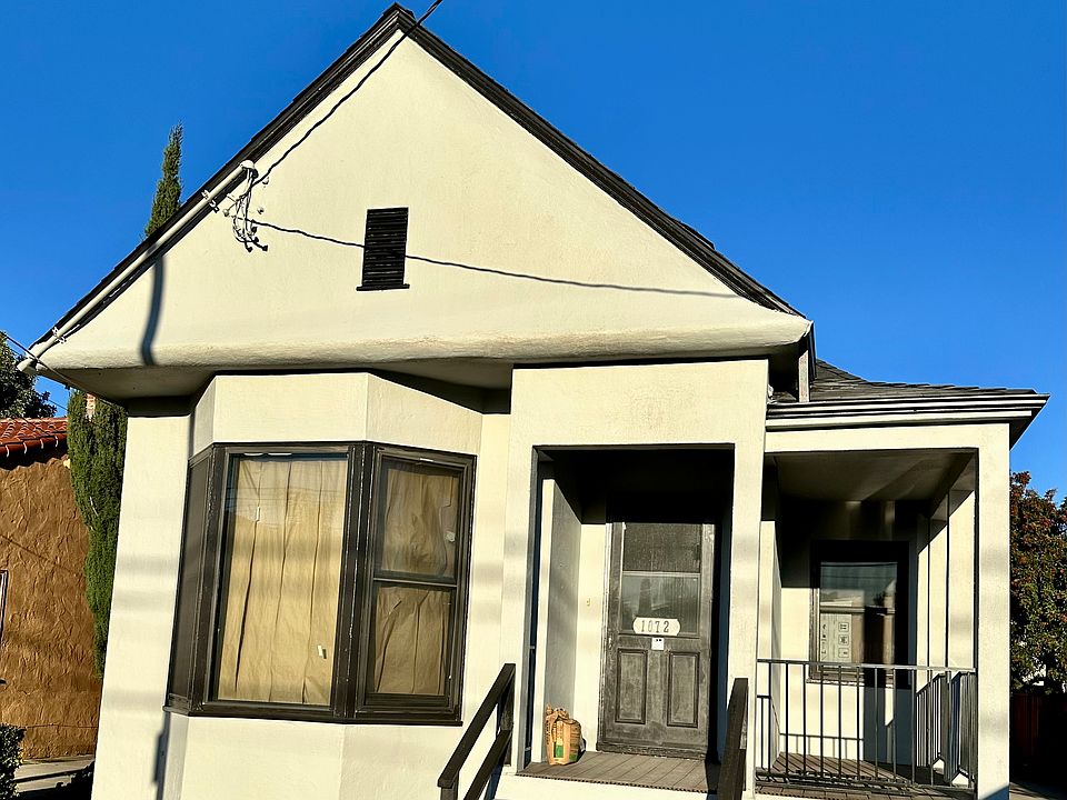 1st image of 1072 Vine St #1