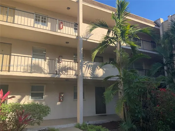469 N Pine Island Rd APT B305, Plantation, FL 33324