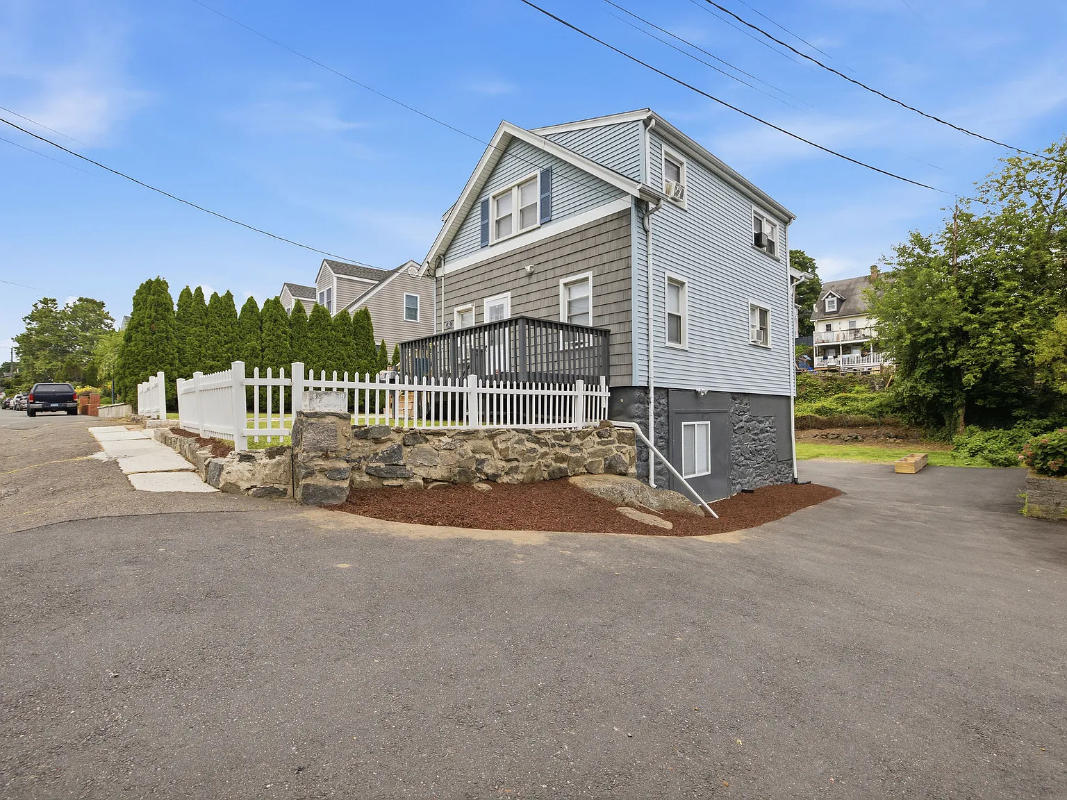 2 bed, $2,500 — Photo 2