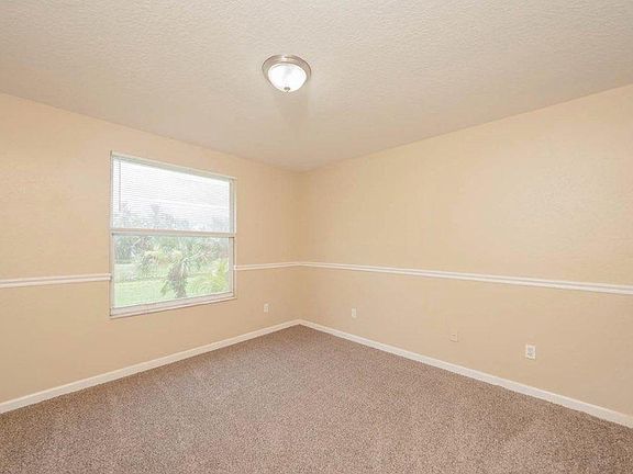 5th image of 17568 W Lilac St
