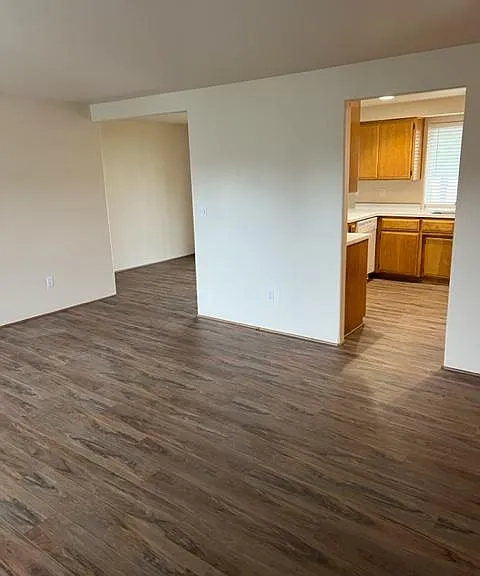 901 Rebecca Dr — Photo 8