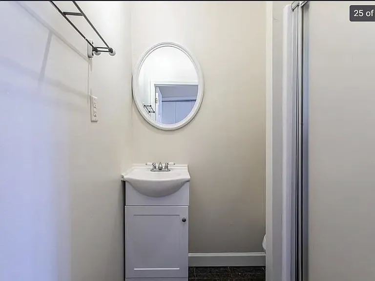 2nd Bathroom
