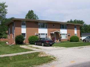 401 N 5th St APT D, Saint Joseph, IL