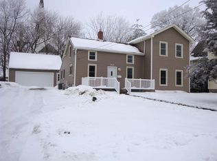 415 W Perry St, Belvidere, IL 61008