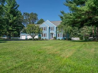 4 Owls Nest Way, Chelmsford, MA 01824