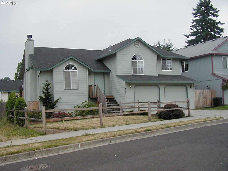 1st image of 4801 NE 56th St