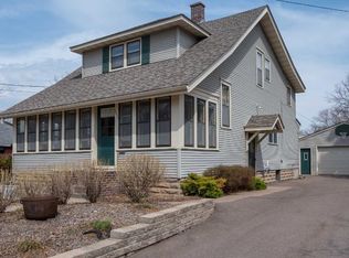 1323 4th St S, Stillwater, MN 55082