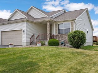 6421 Quail Ridge Dr SW, Cedar Rapids, IA 52404