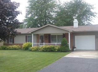 17791 Brim Rd, Bowling Green, OH 43402