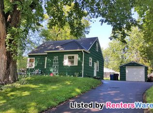 3522 Moorland Rd, Minnetonka, MN 55345