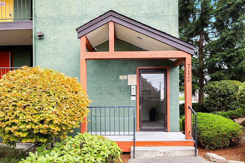 3rd image of 712 N 143rd Street