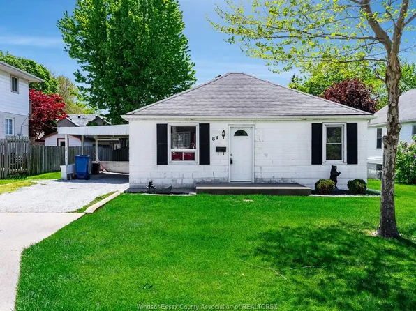 84 Robinson St, Leamington, ON N8H 1Z4