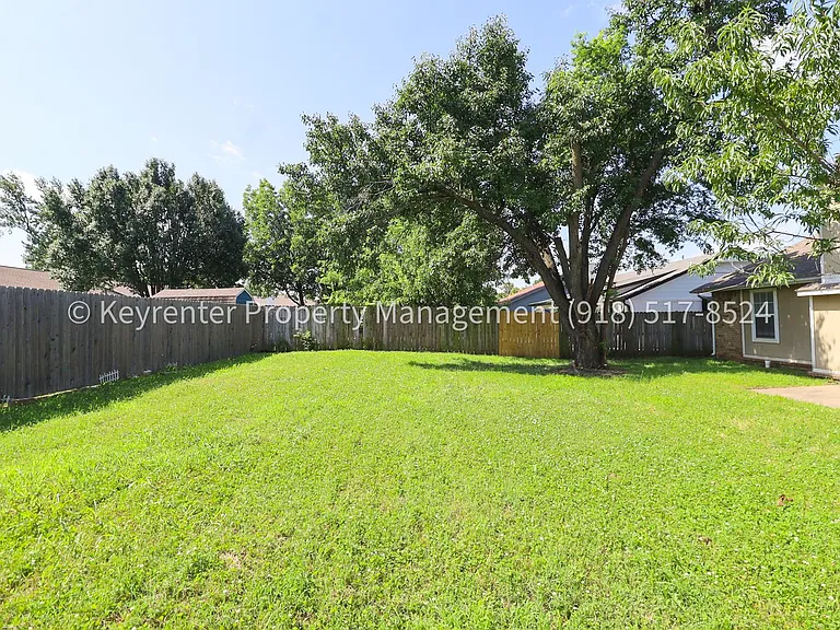 1541 S 137th East Ave — Photo 30