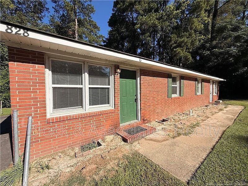 1st image of 828 Ridge Rd #6