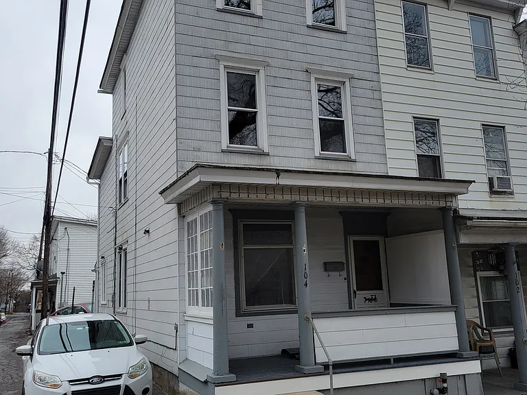 104 Springgarden St — Photo 12