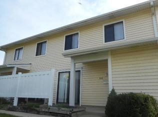 332 Palisades Point, Schaumburg, IL 60194