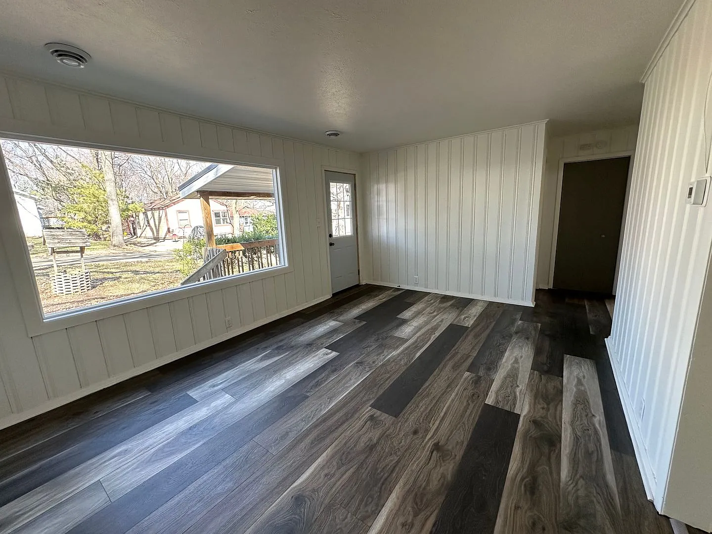 Freshly Updated 2 Bedroom Home Nestled Right off of Lake Koshkonong — Photo 4