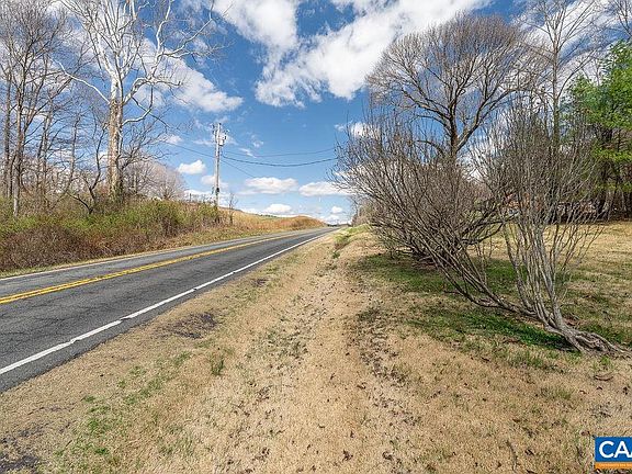 3rd image of 1380 S F T Valley Rd