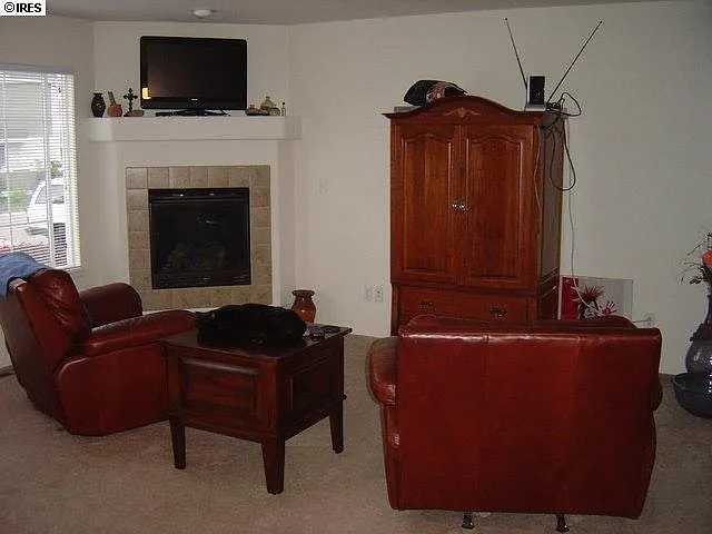 2075 Tonopas Ct #105 — Photo 4