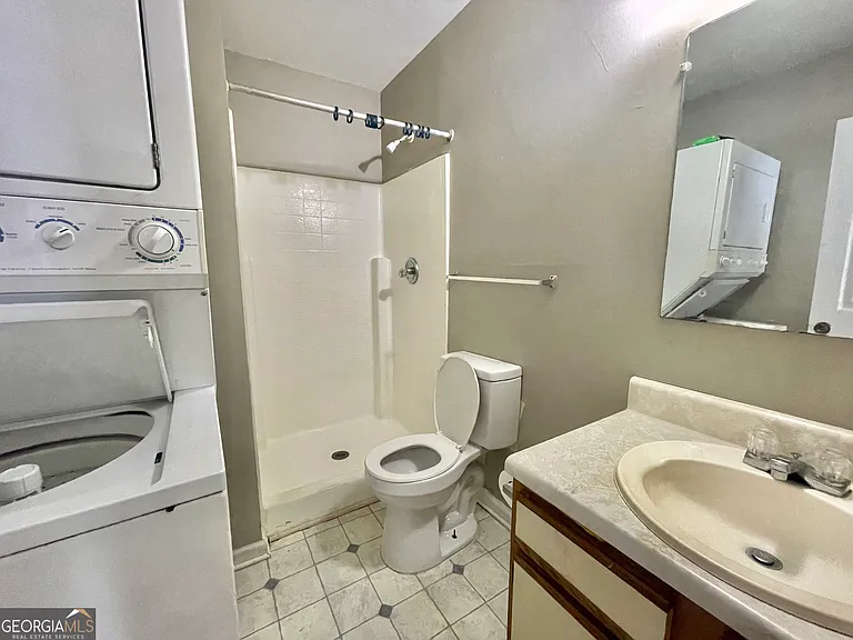202 Eagle Ct — Photo 12