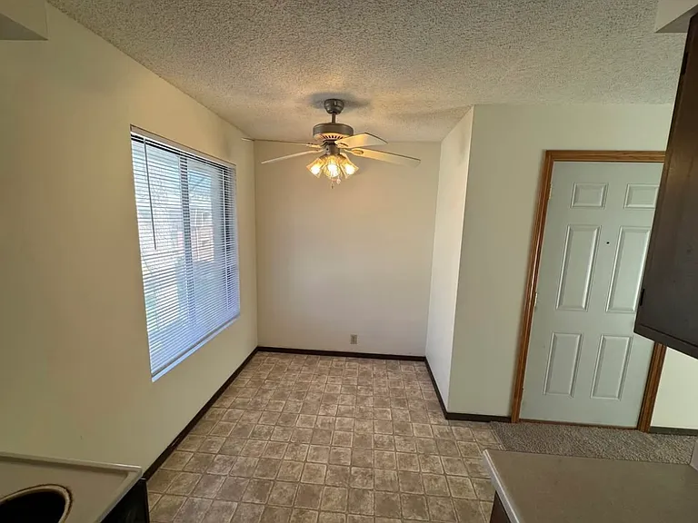 1930 G St #5 — Photo 3