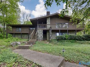 1401 Cass Cir SE, Huntsville, AL 35801