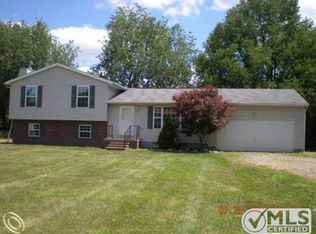 2110 Argentine Rd, Howell, MI 48855