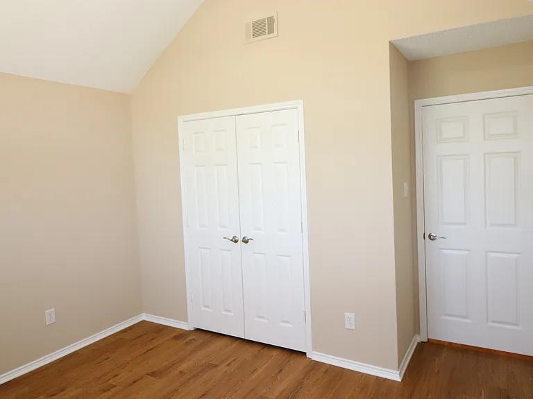 3711 Sycamore Ln — Photo 4