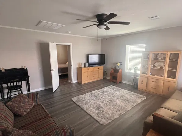 305 W 1st St, Fort Stockton, TX 79735