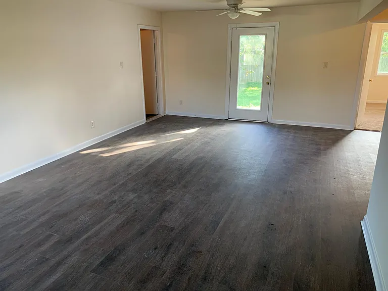 803 Kilarney Dr — Photo 6