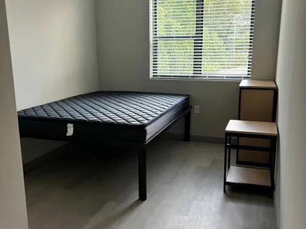 4512 University Dr #1431, Fairfax, VA 22030