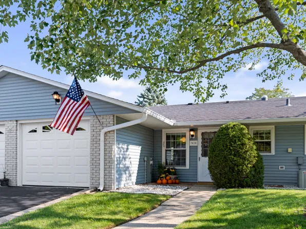 7416 Chevy Chase Ct #14, Fox Lake, IL 60020