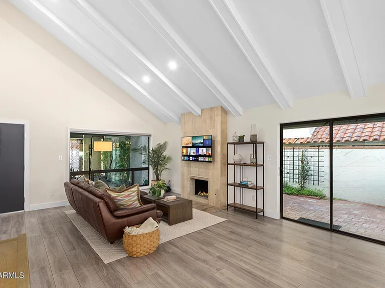 5822 N Scottsdale Rd — Photo 8
