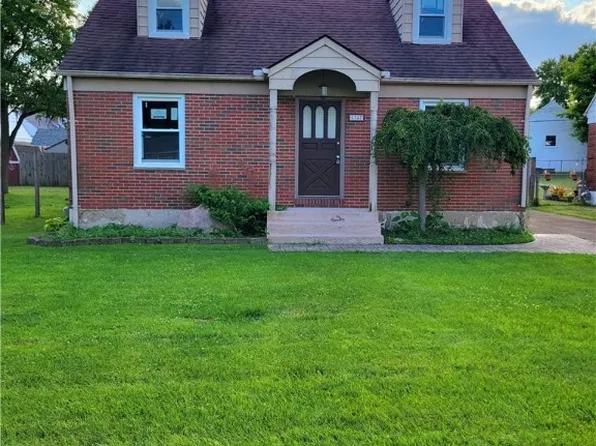 1747 Hearthstone Dr, Dayton, OH 45410