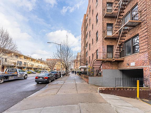 3rd image of 143-36 Barclay Avenue #1H