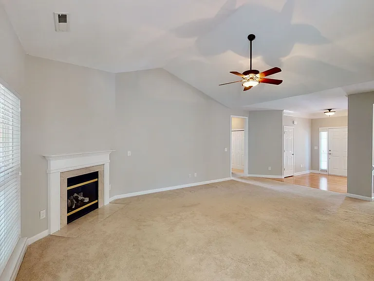 8321 Suttonview Dr — Photo 16